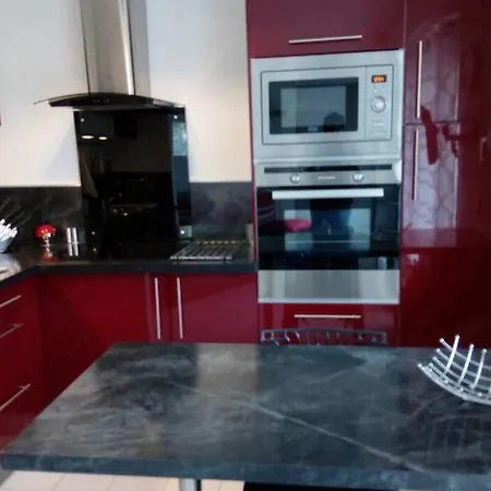 Suberbe T2 Avec Piscine Et Jardin De 150m2 Apartment La Grande-Motte