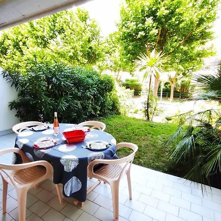 Apartment Suberbe T2 Avec Piscine Et Jardin De 150m2 *