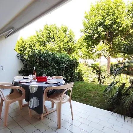 Suberbe T2 Avec Piscine Et Jardin De 150m2 La Grande-Motte